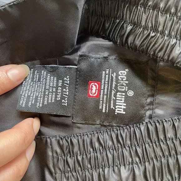 ECKO UNLIMITED BOYS TODDLER BLACK OVERAL SNOW SUIT PANTS SIZE 2T POCKET - Picture 3 of 7